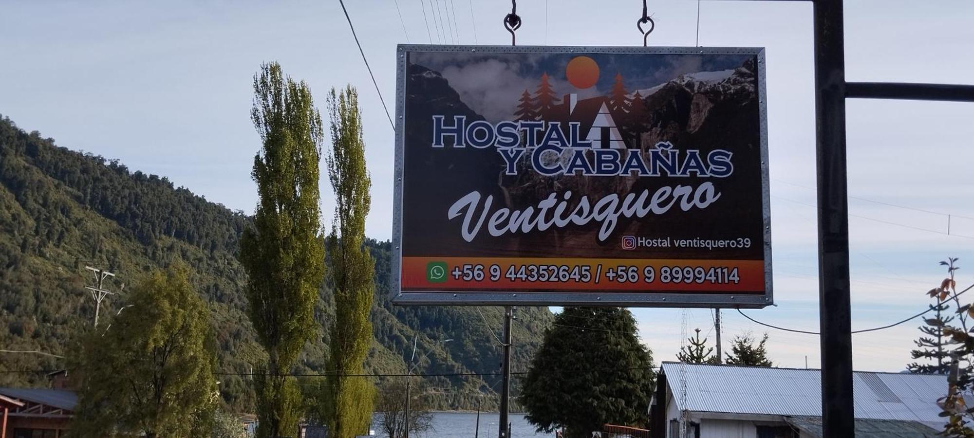 Hostal Y Cabanas Ventisquero Puerto Puyuguapi Exterior foto