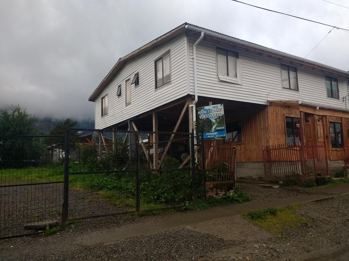 Hostal Y Cabanas Ventisquero Puerto Puyuguapi Exterior foto